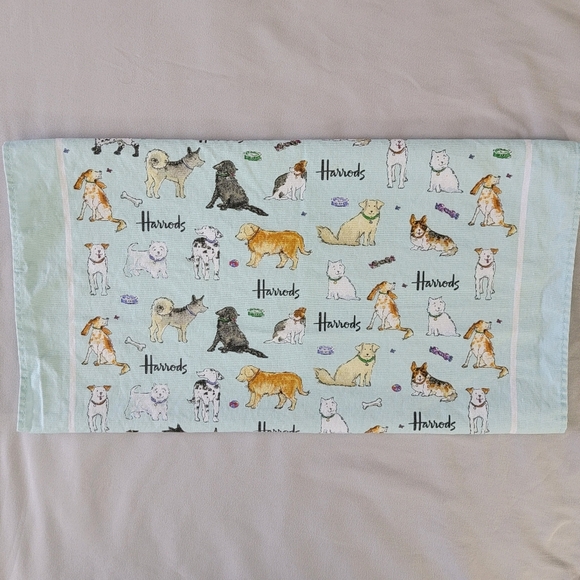 Harrods Light Blue Dog Pet Bandana Handkerchief Dog Breeds Cartoon 18" X 27.5" - Picture 4 of 8